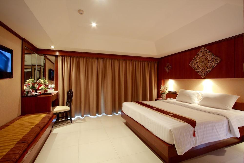 Rayaburi Hotel, Patong Exterior foto